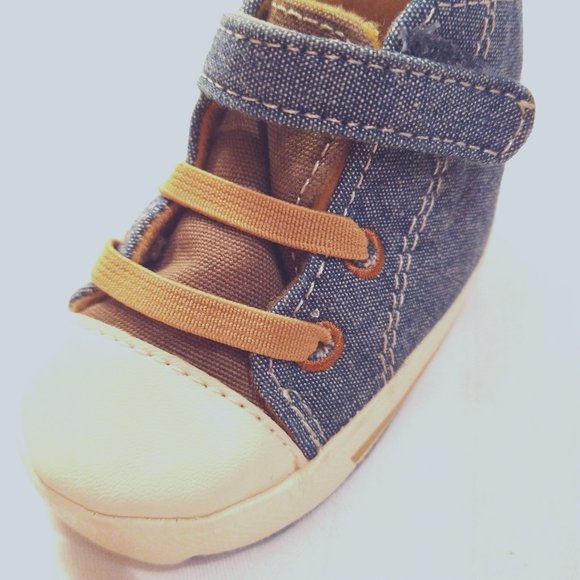 infant high top tennis shoes, denim look, 3, unknown brand - Picture 2 of 4